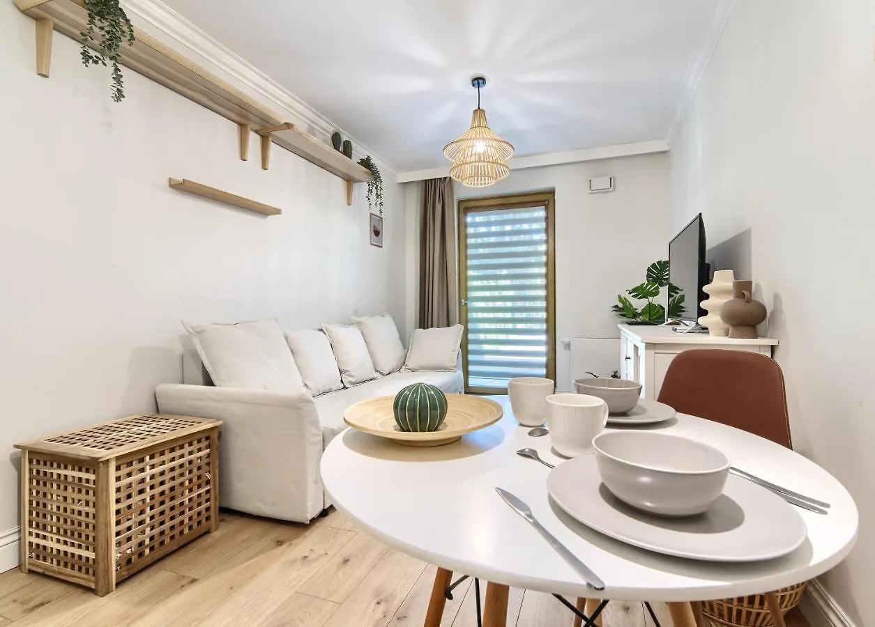 Apartamenty Aleja Park - NoclegiΣόποτ